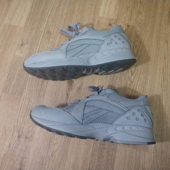 Reebok pyro unisex classic shoes size 8 - Picture 3 of 7